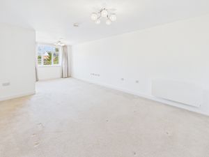 Living Room- click for photo gallery